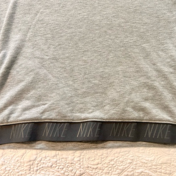 Nike Dri-Fit sweatshirt - Picture 3 of 3